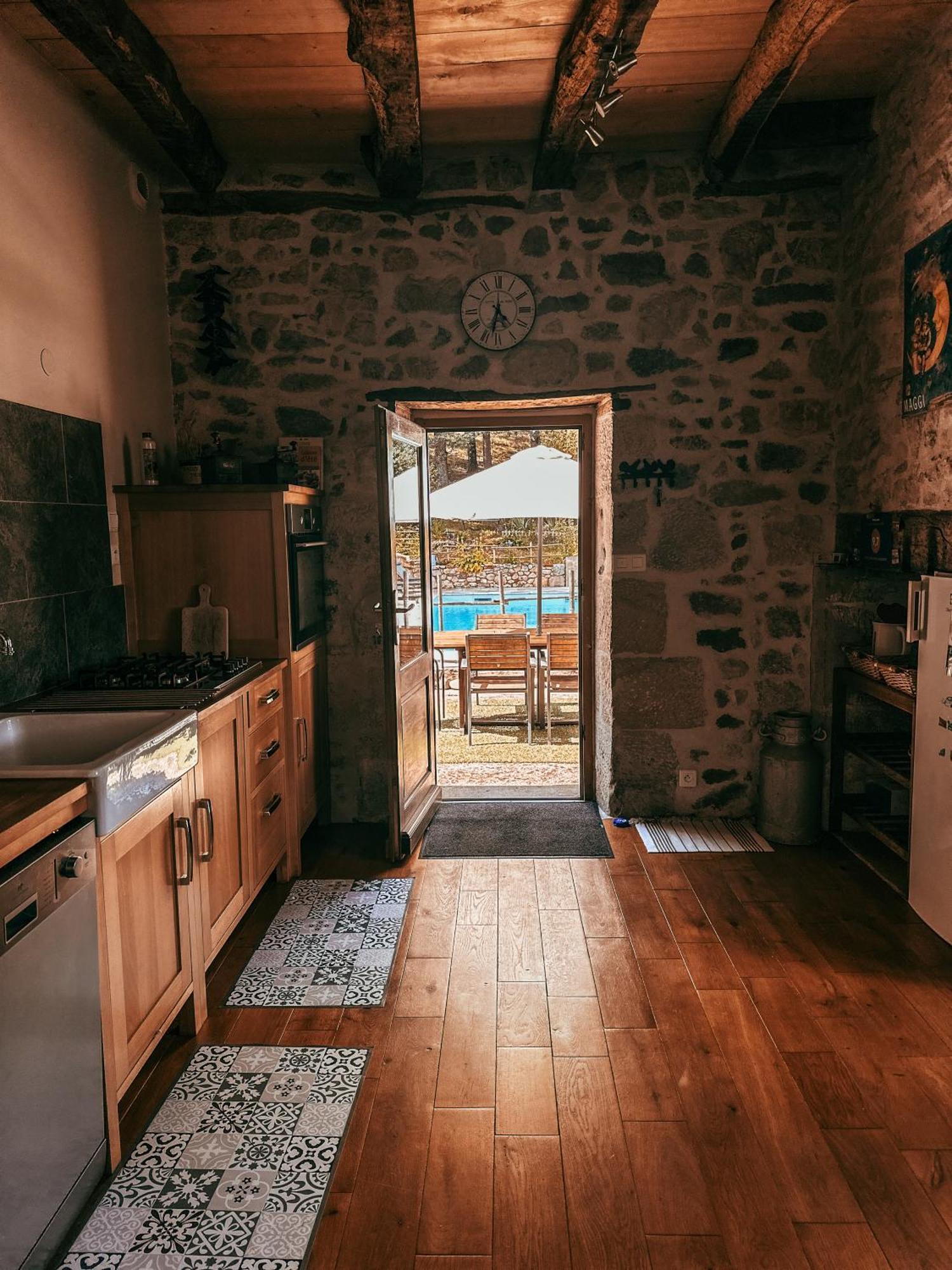 Gite Le Relais De La Diligence Saint-Lazare Екстер'єр фото