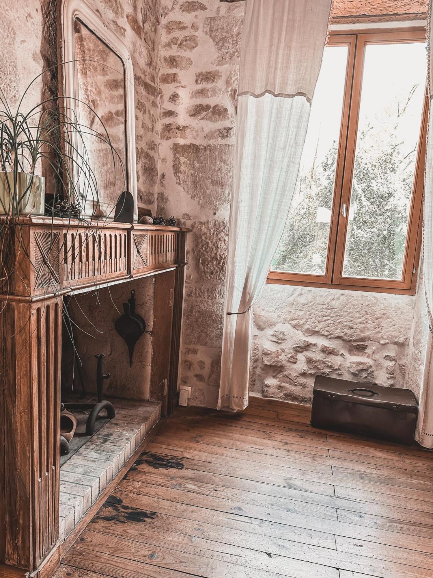 Gite Le Relais De La Diligence Saint-Lazare Екстер'єр фото